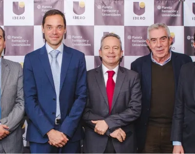 La marca IBERO se transforma