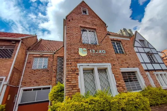 Sede principal universidad IBERO Bogotá